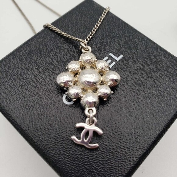 100% Authentic CHANEL CC with stone Necklace Silver Color - Picture 7 of 13